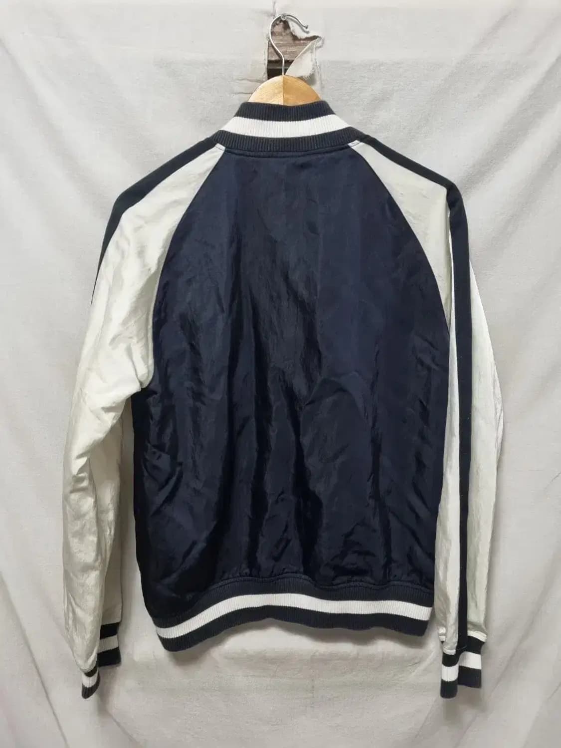 나이키 NSW 봄버 자켓 L 상품이미지2