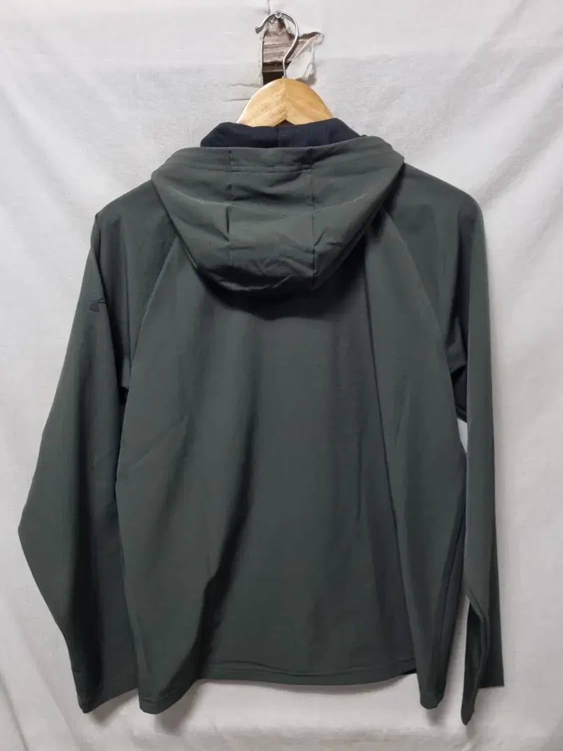 언더아머 기능성 후드 집업 S 상품이미지2