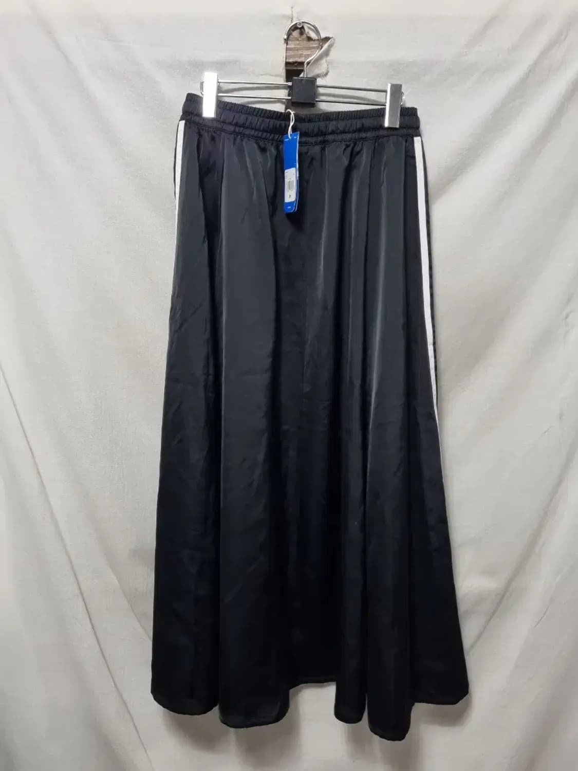 새상품) 아디다스 파이어버드 롱 스커트 M 상품이미지3