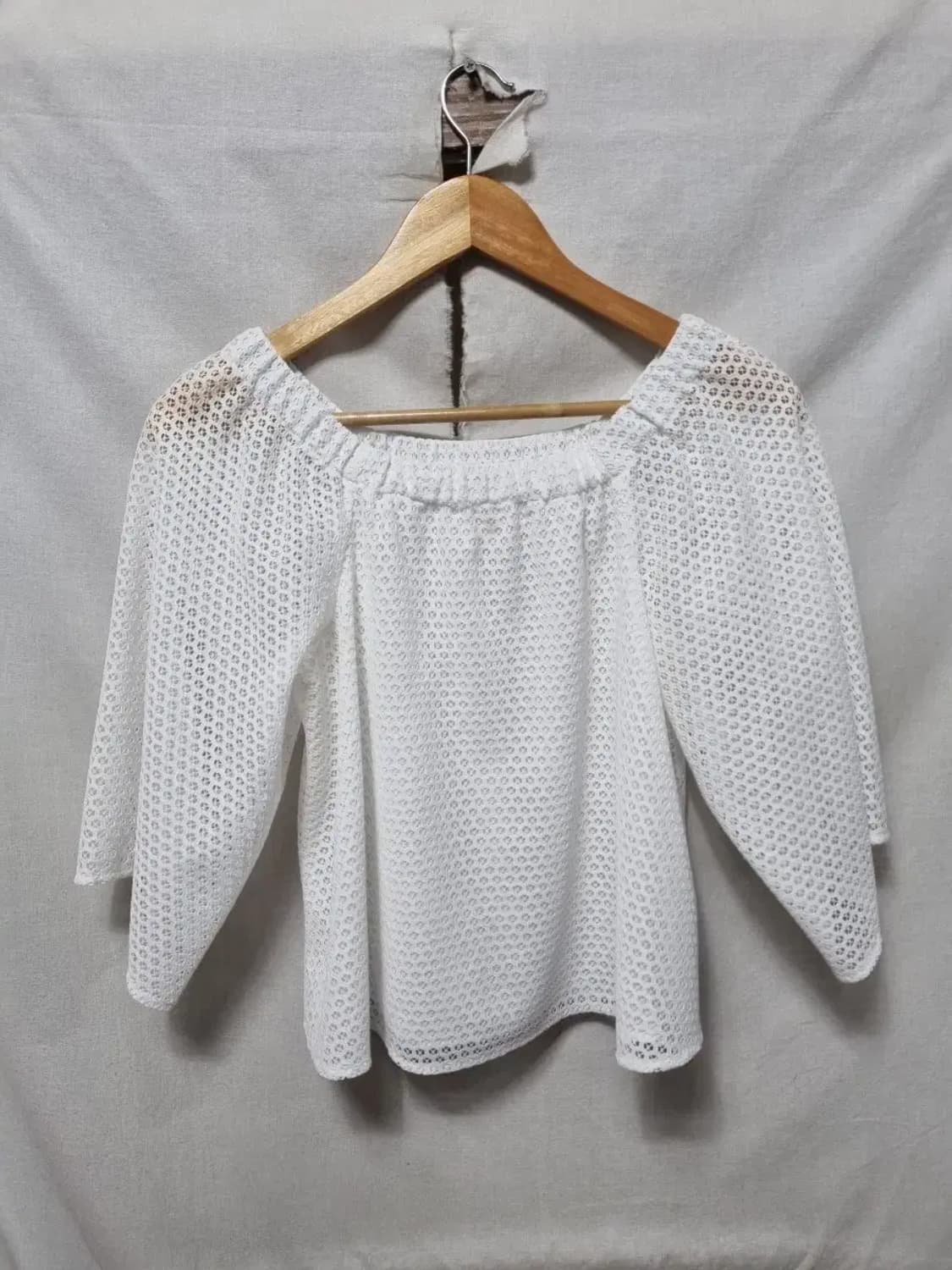 마쥬 펀칭 블라우스 90 상품이미지1