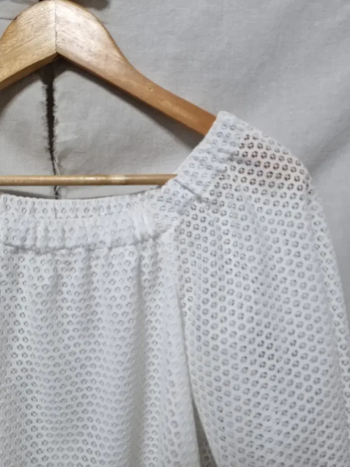 마쥬 펀칭 블라우스 90 상품이미지3