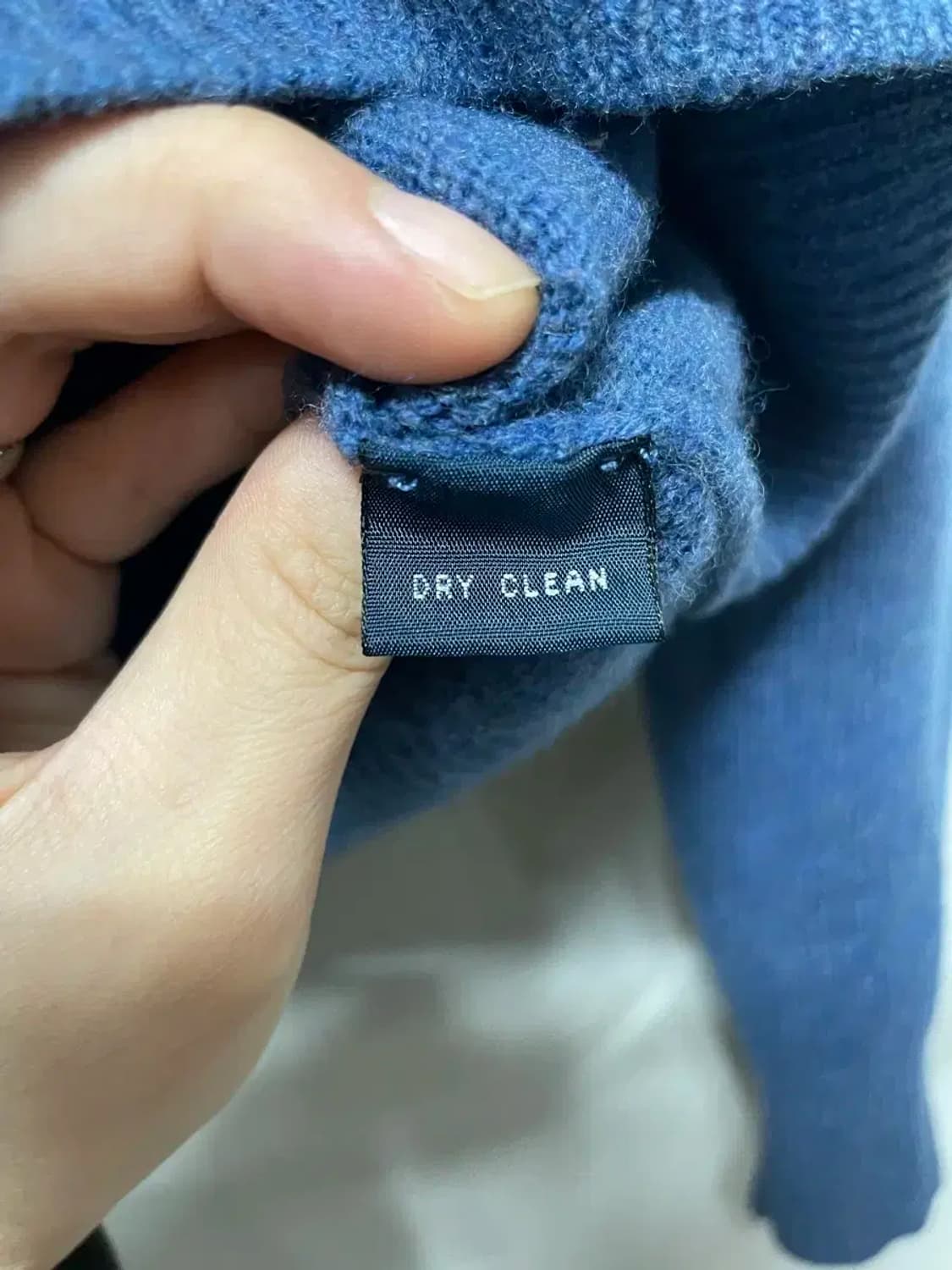 폴로 랄프로렌 브이넥 니트 양털100 스웨터 M 상품이미지5