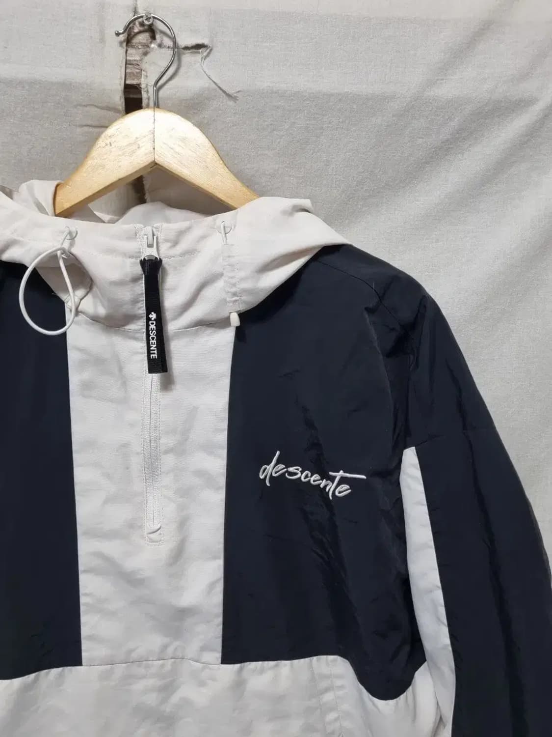 데상트 바람막이 아노락 105 상품이미지3