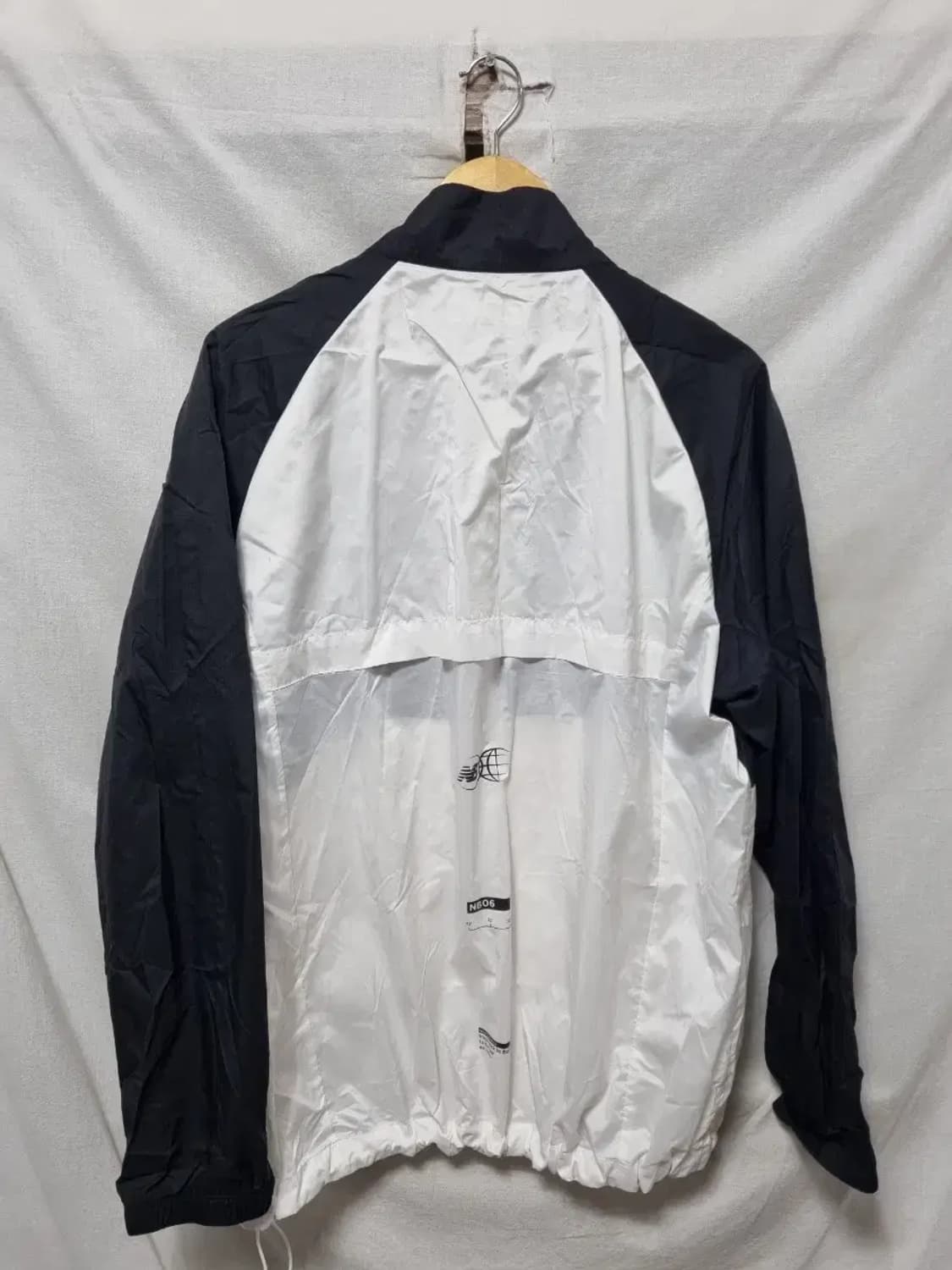 뉴발란스 바람막이 아노락 105 상품이미지2