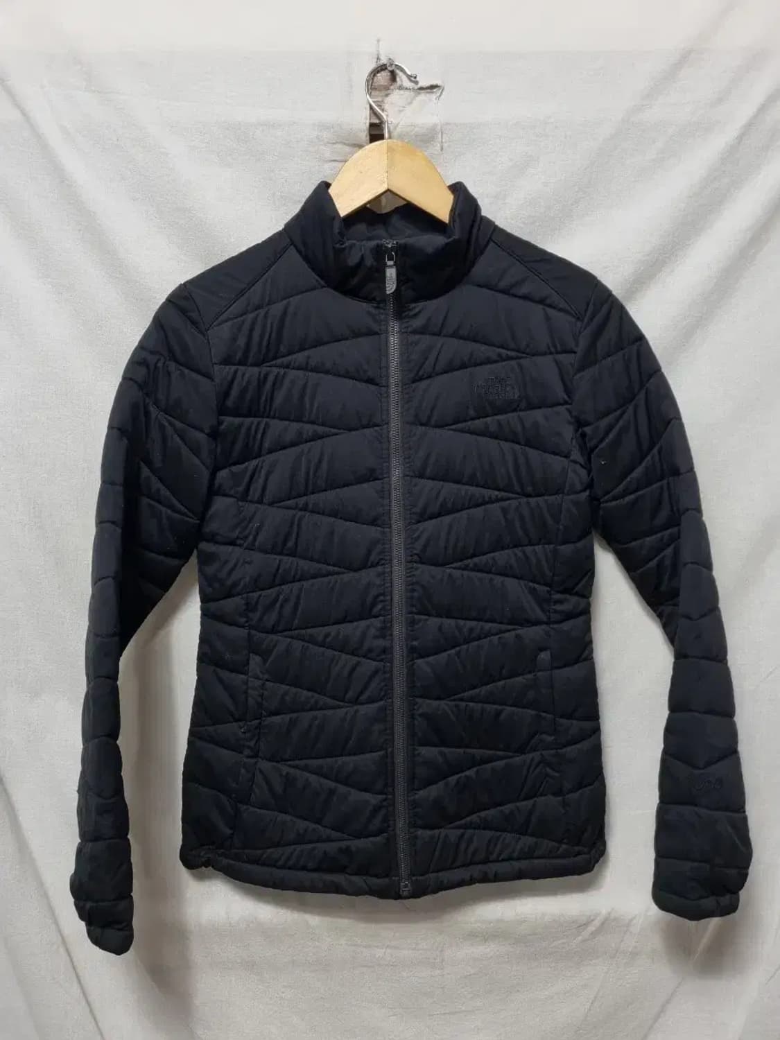 노스페이스 경량 패딩 자켓 여성 M 상품이미지1