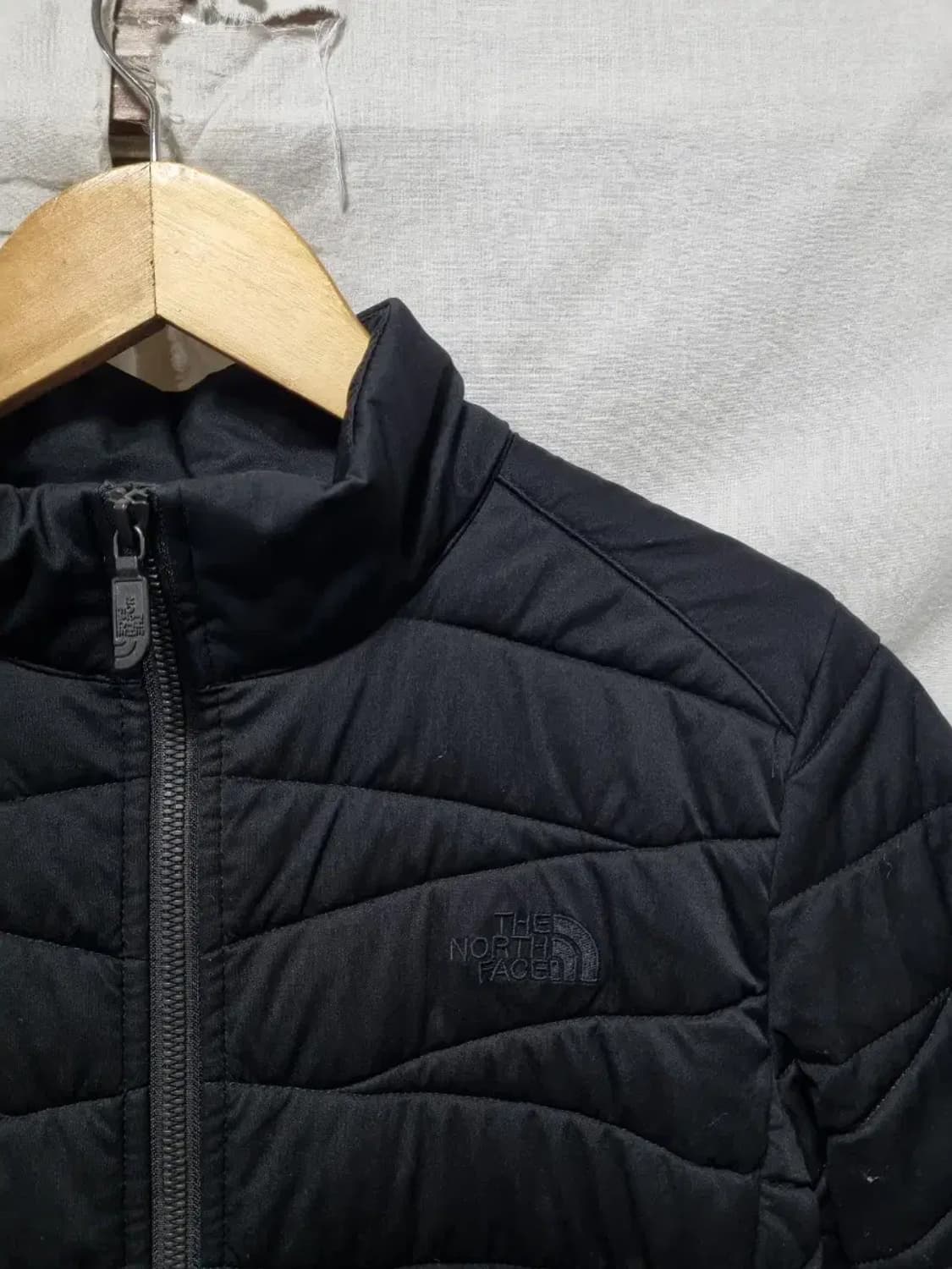 노스페이스 경량 패딩 자켓 여성 M 상품이미지3
