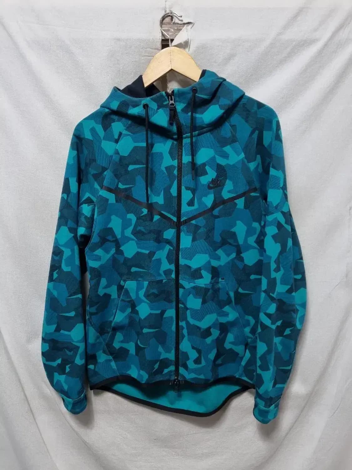 나이키 테크팩 카모 후드 집업 M 상품이미지1