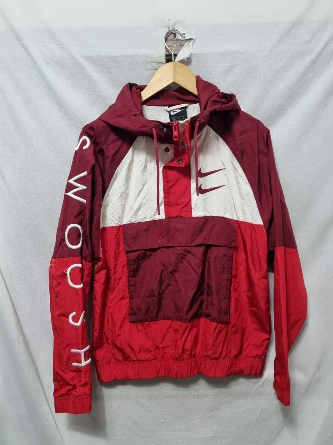 나이키 스우시 바람막이 후드 아노락 S 상품이미지1