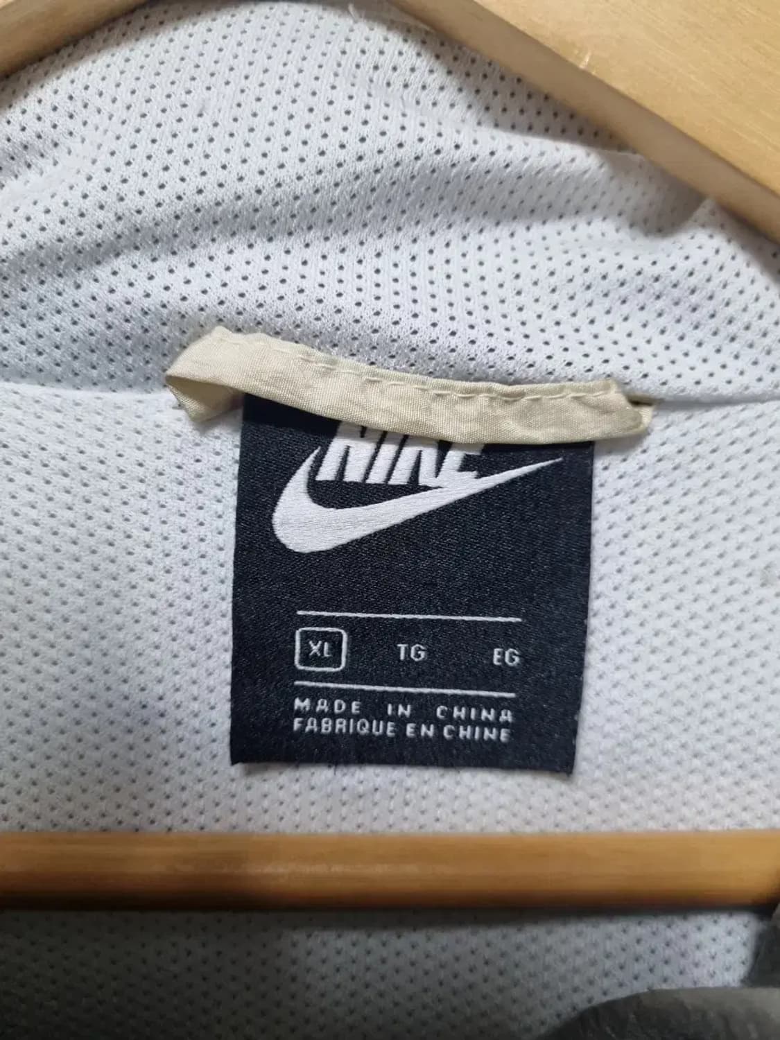 나이키 더블스우시 바람막이 자켓 105 상품이미지5