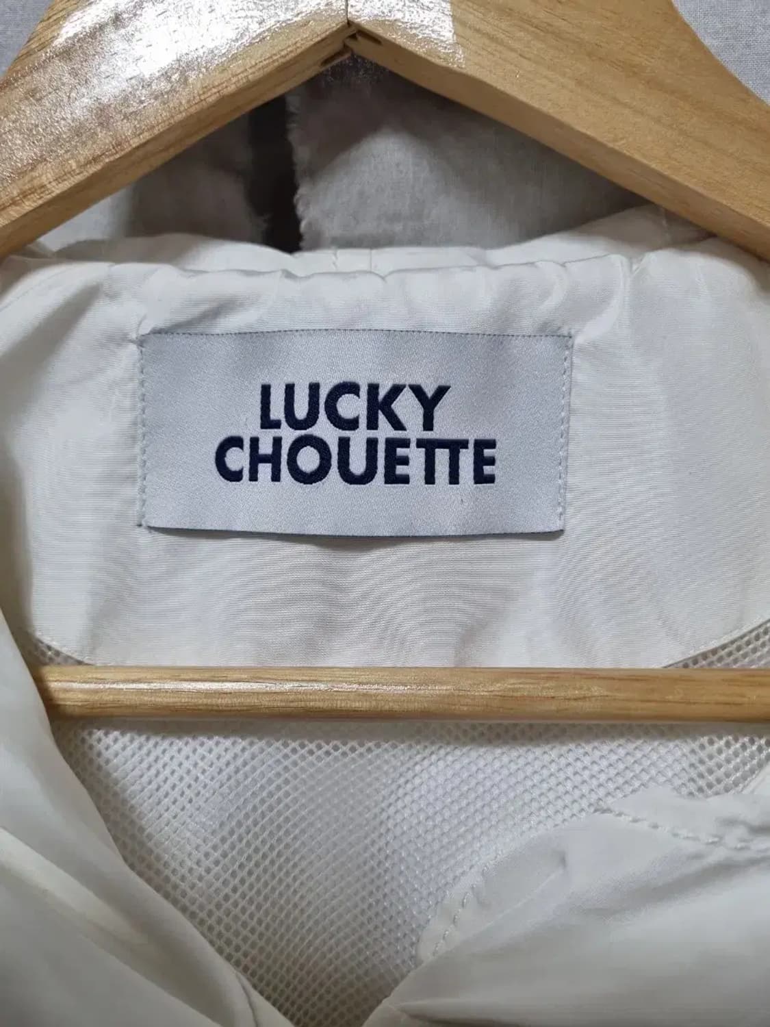 럭키슈에뜨 롱 후드 바람막이 코트 F 상품이미지4