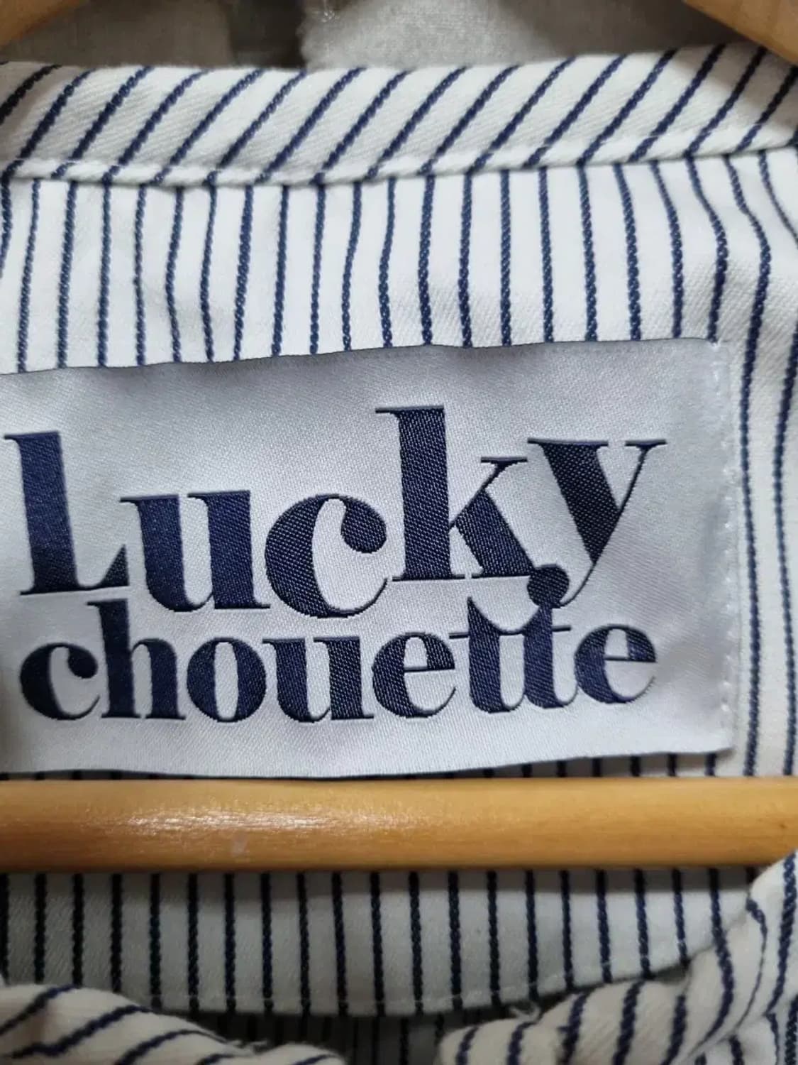 럭키슈에뜨 크롭 집업 자켓 38 상품이미지4