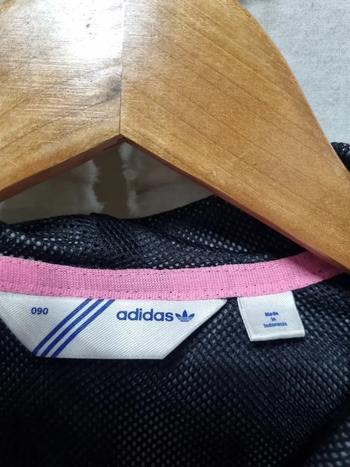 아디다스 로고 바람막이 자켓 여성 90 상품이미지4