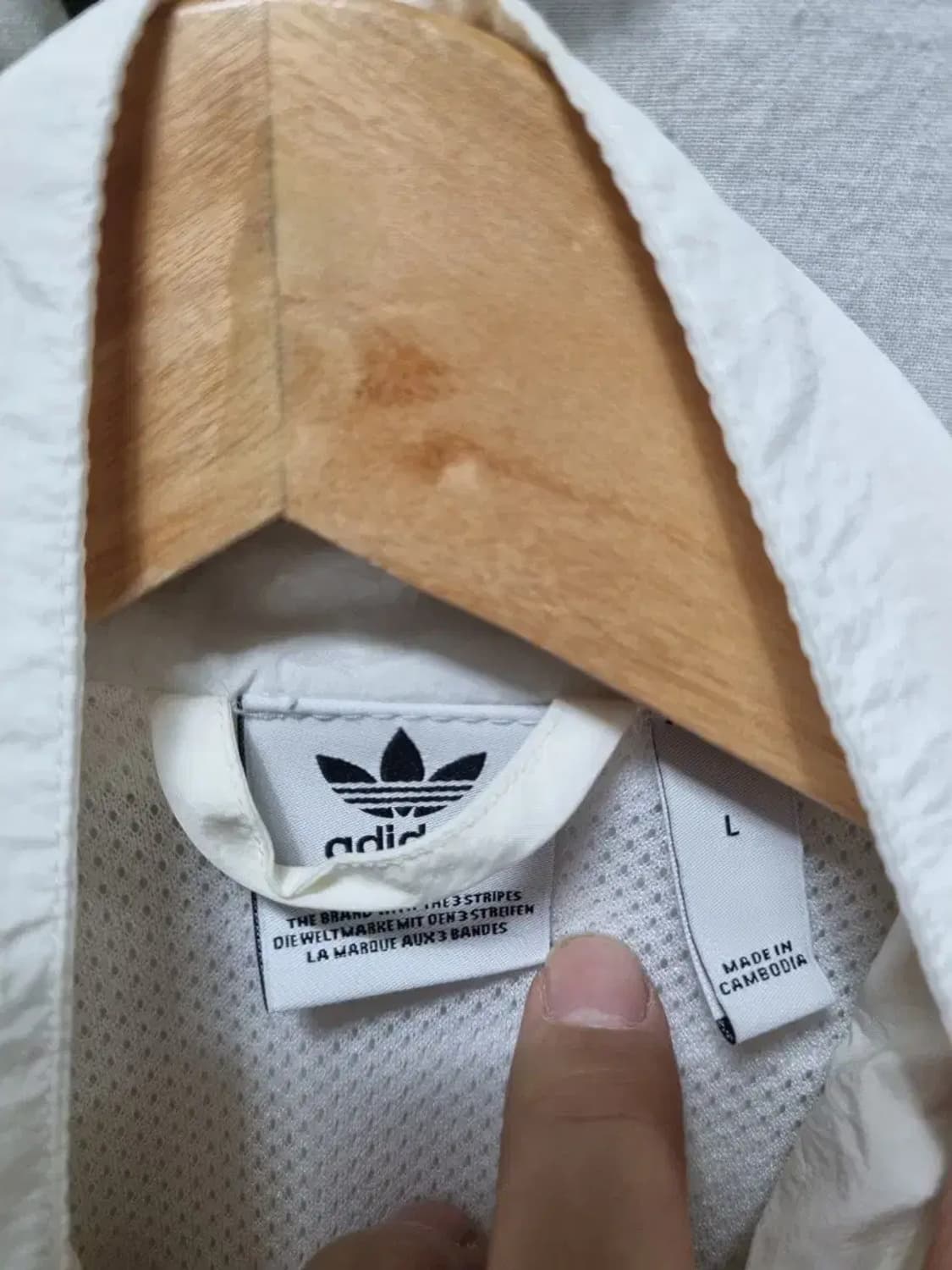 아디다스 크롭 바람막이 자켓 여성 L 상품이미지4