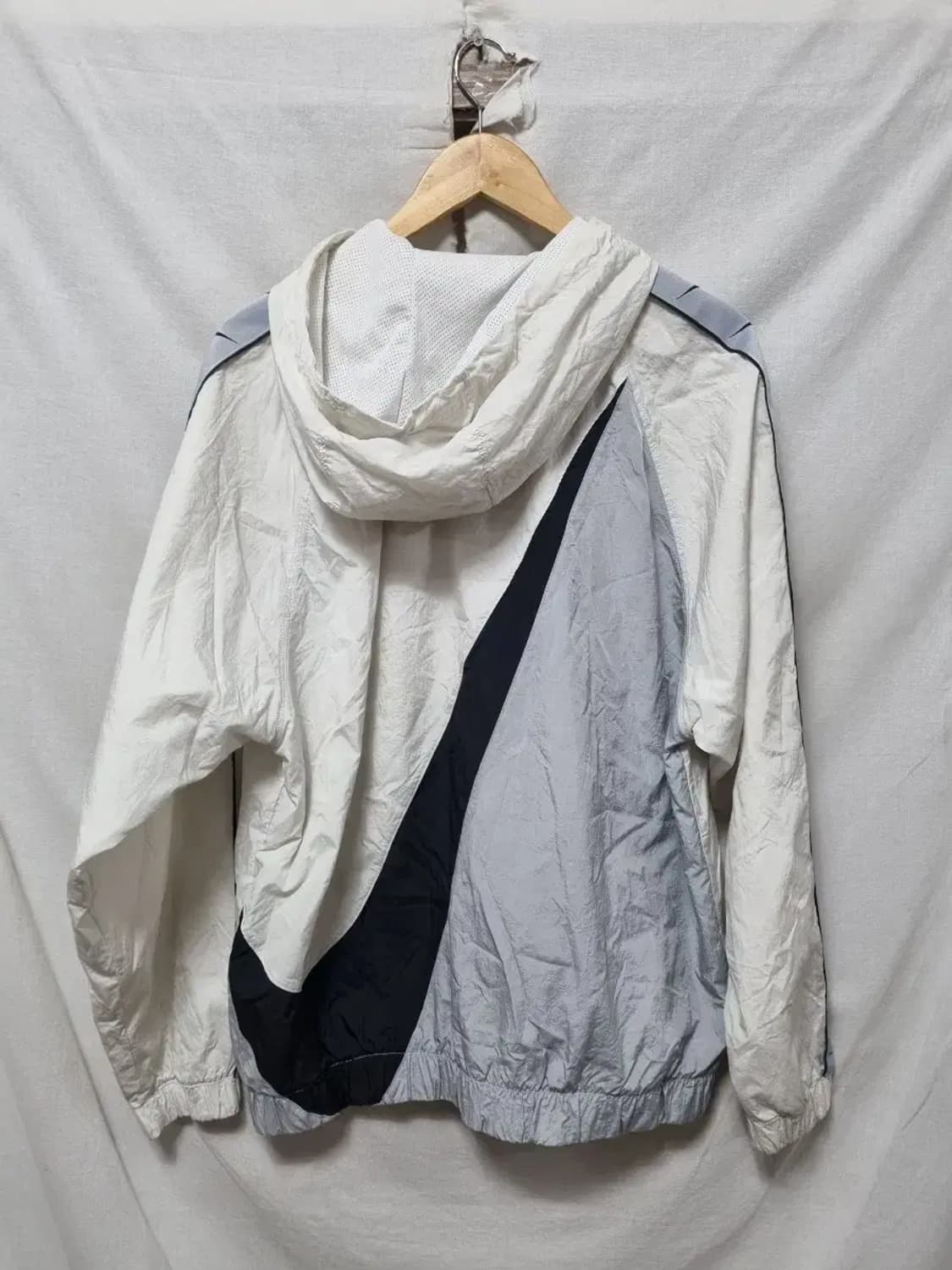 나이키 스우시 바람막이 후드 아노락 M 상품이미지2