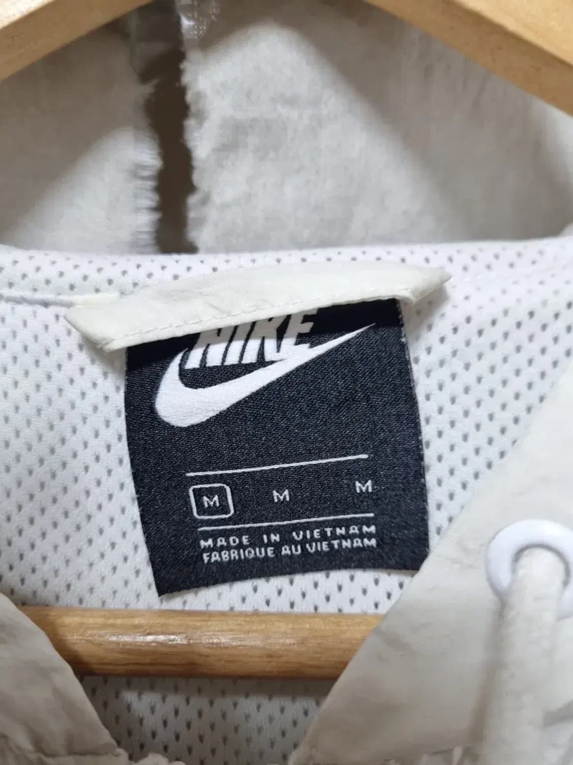 나이키 스우시 바람막이 후드 아노락 M 상품이미지4