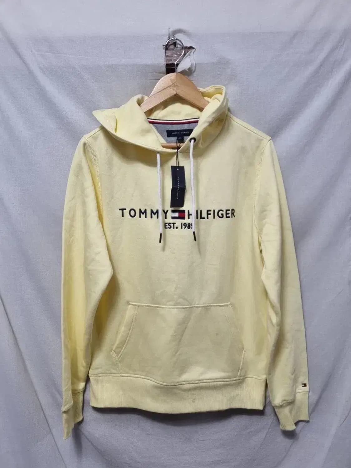 새상품) 타미힐피거 옐로우 로고 후드티 M 상품이미지1