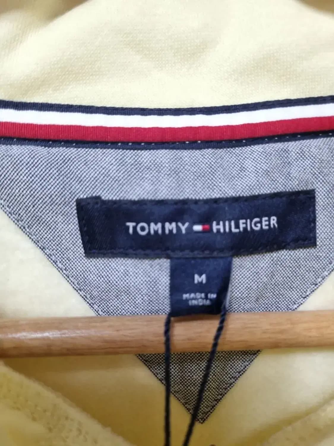 새상품) 타미힐피거 옐로우 로고 후드티 M 상품이미지4