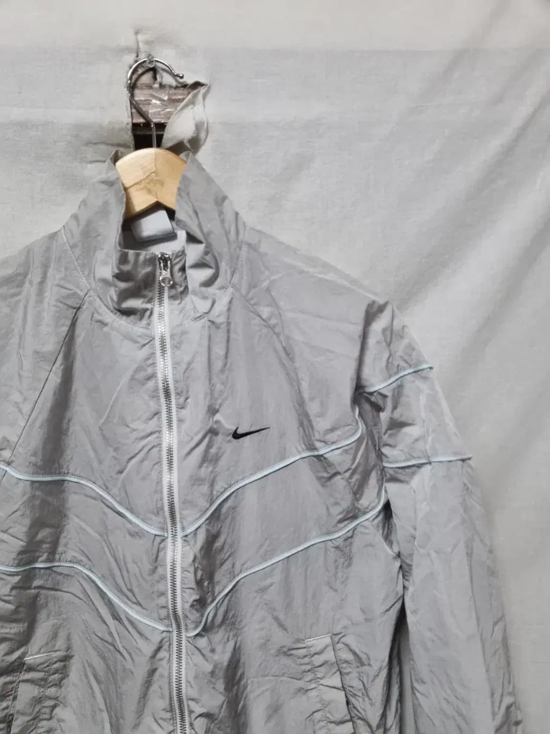나이키 윈드러너 크롭 바람막이 자켓 여성 L 상품이미지3