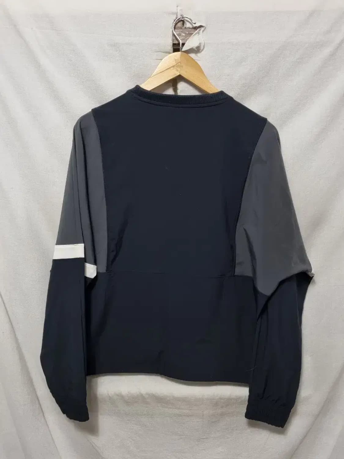 언더아머 기능성 맨투맨 M 상품이미지2