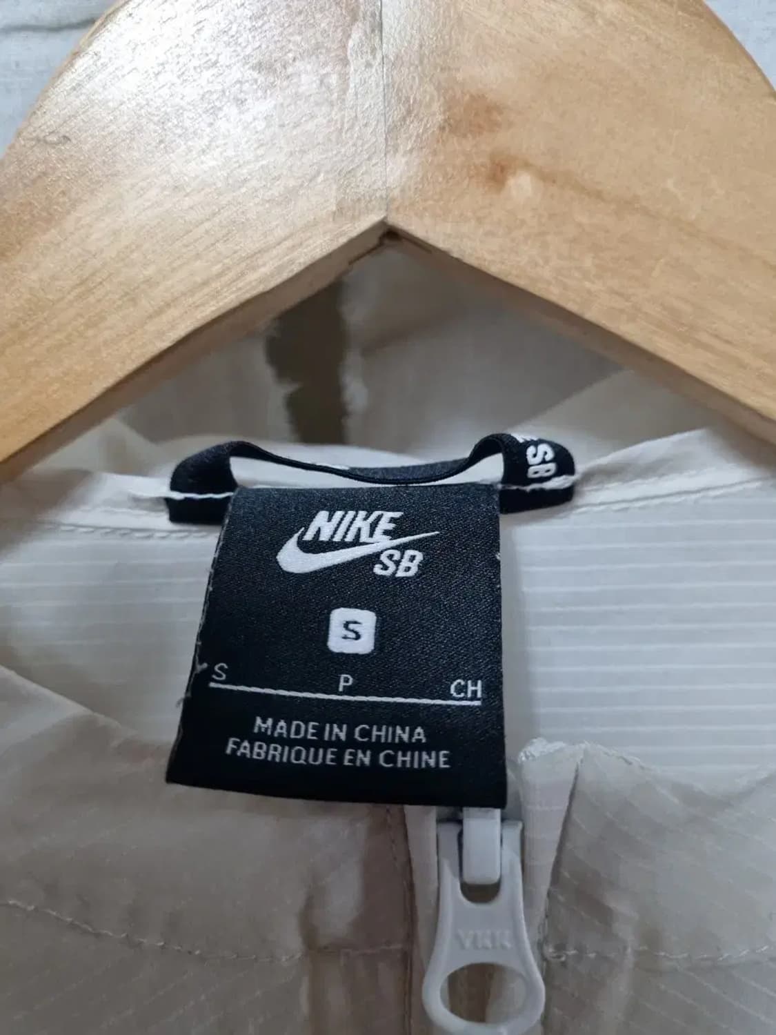 나이키 SB 바람막이 아노락 S 상품이미지4