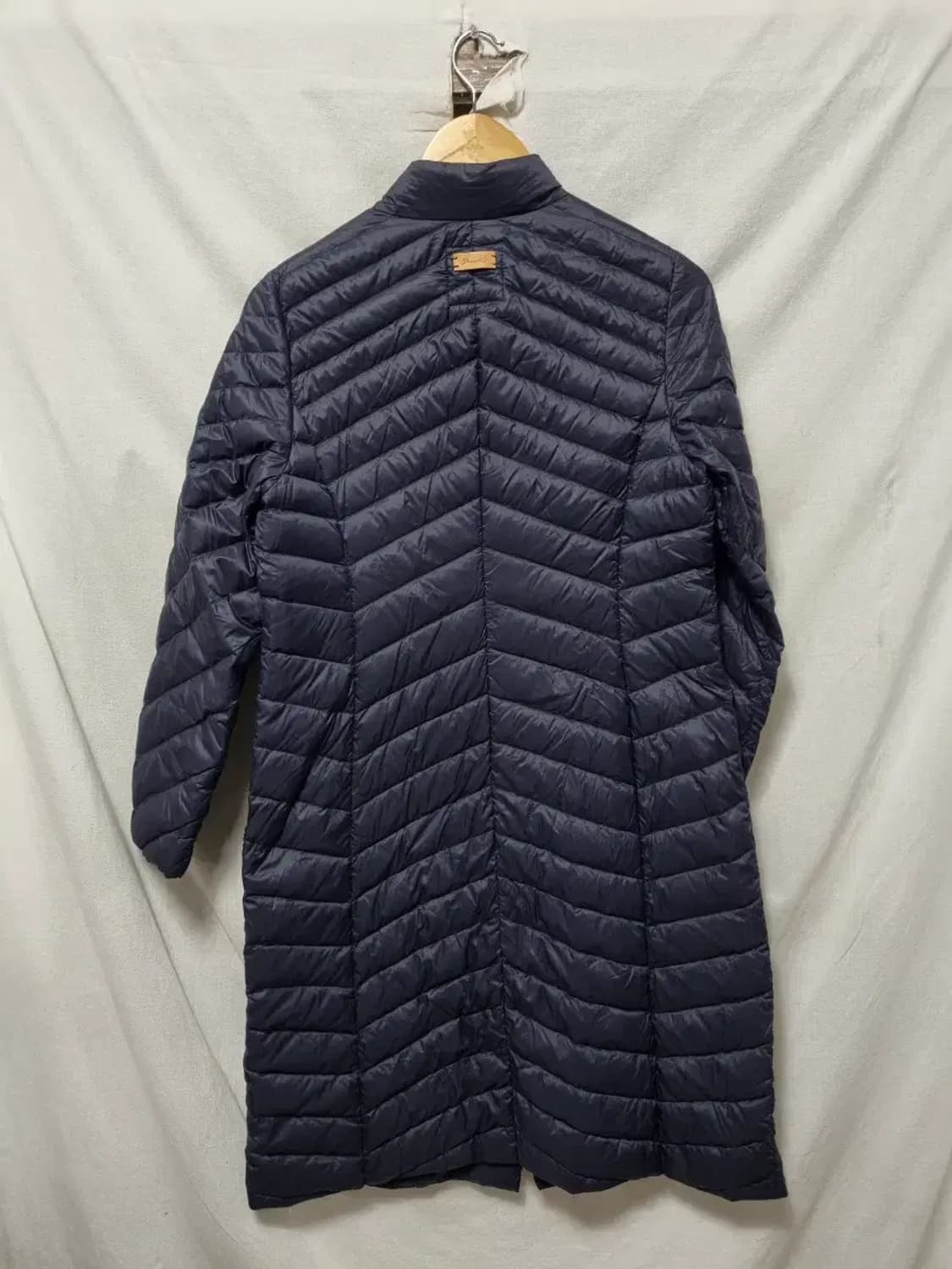 써스데이아일랜드 경량 패딩 코트 M 상품이미지2