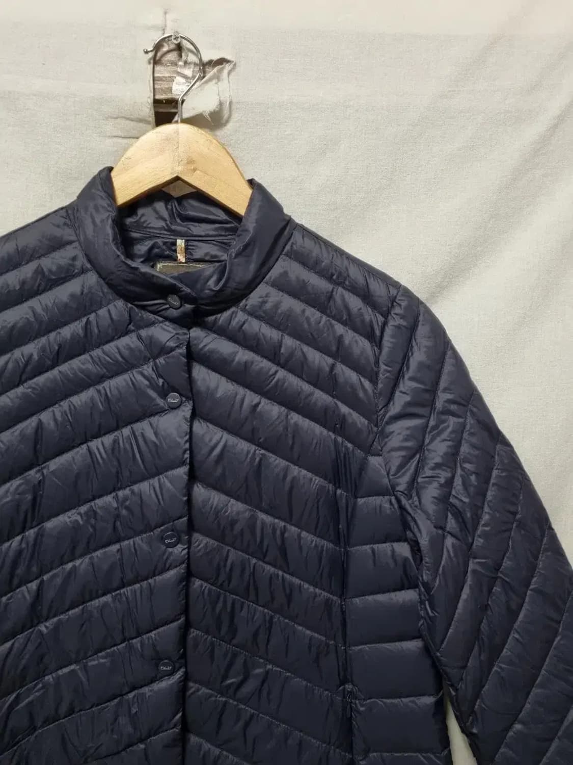 써스데이아일랜드 경량 패딩 코트 M 상품이미지3