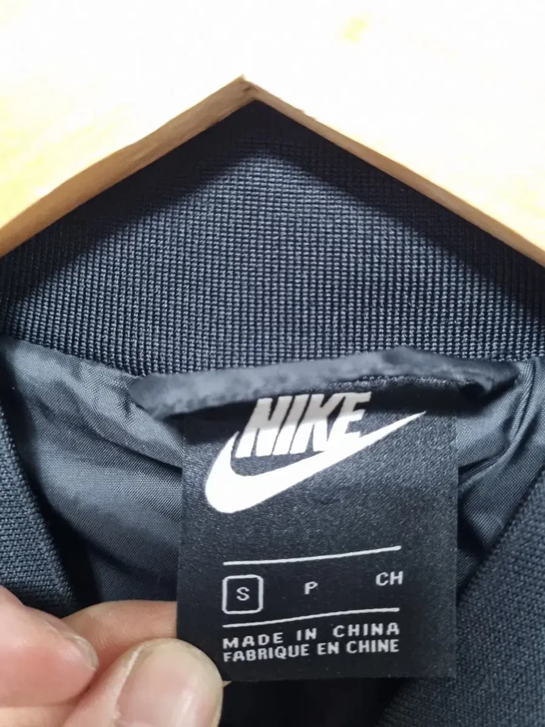 나이키 에어 퀼팅 봄버 자켓 여성 S 상품이미지4