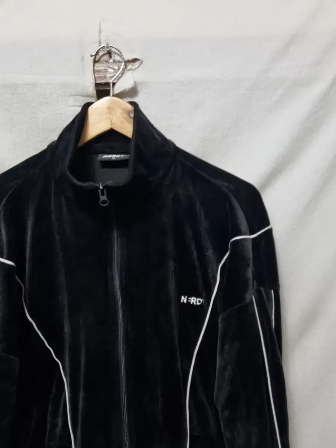 널디 벨벳 트레이닝 셋업 M 상품이미지3