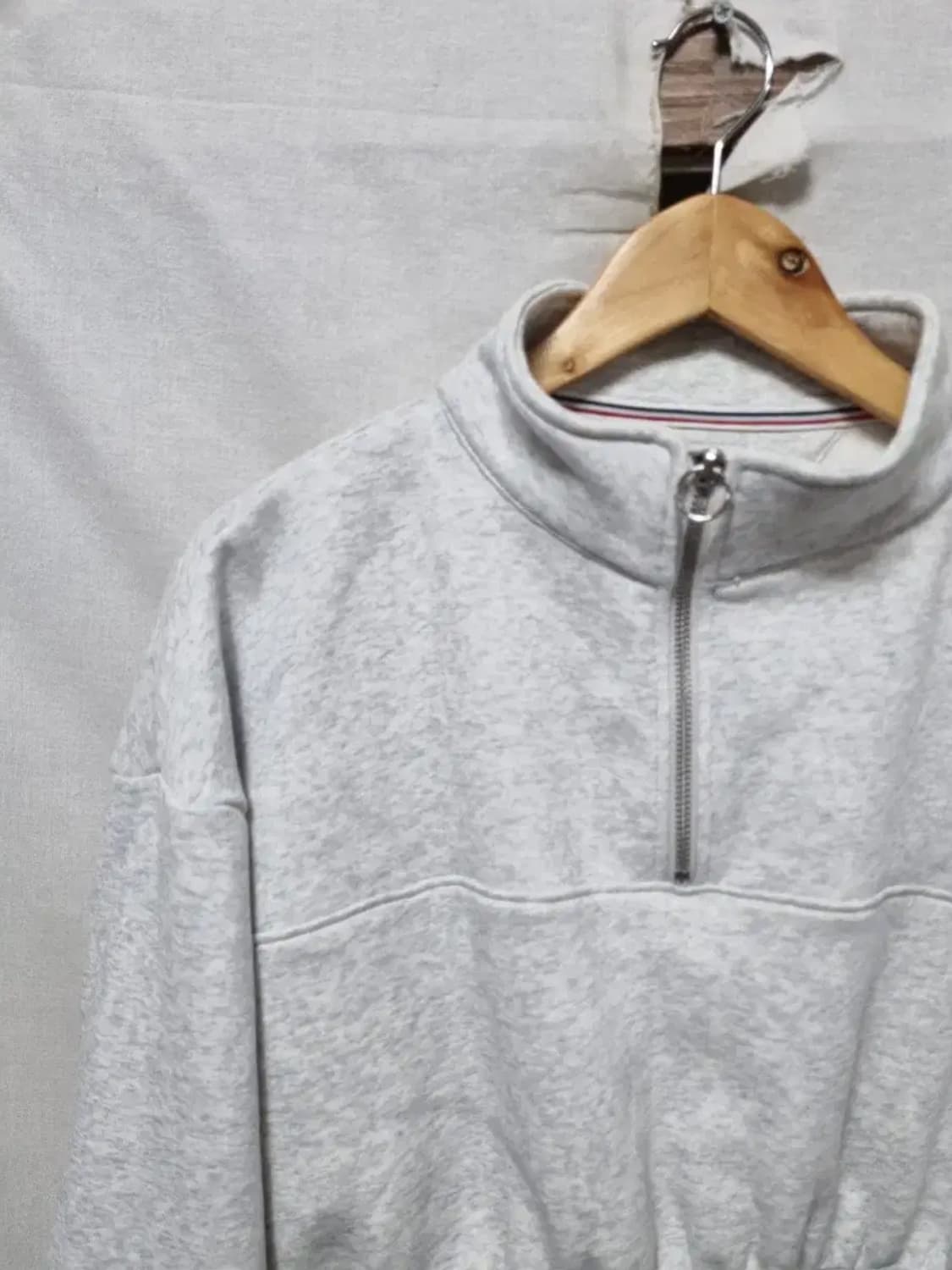 타미힐피거 크롭 기모 맨투맨 M 상품이미지3