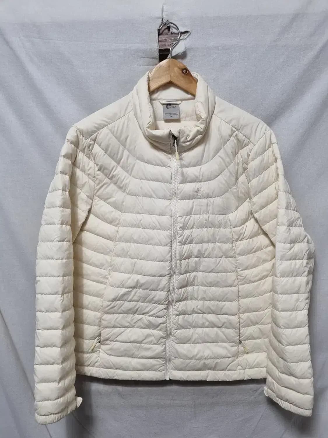 네파 경량 패딩 점퍼 여성 110 상품이미지1