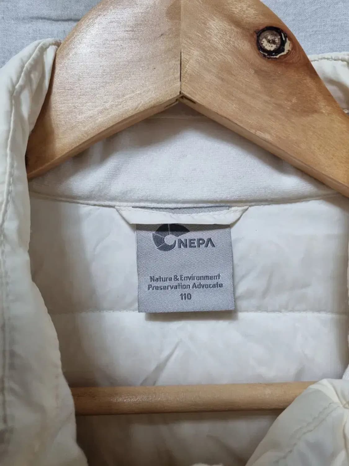 네파 경량 패딩 점퍼 여성 110 상품이미지4