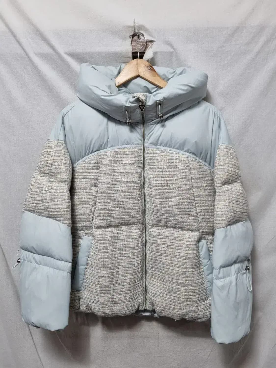 게스 트위드 배색 다운 패딩 점퍼 S 상품이미지1