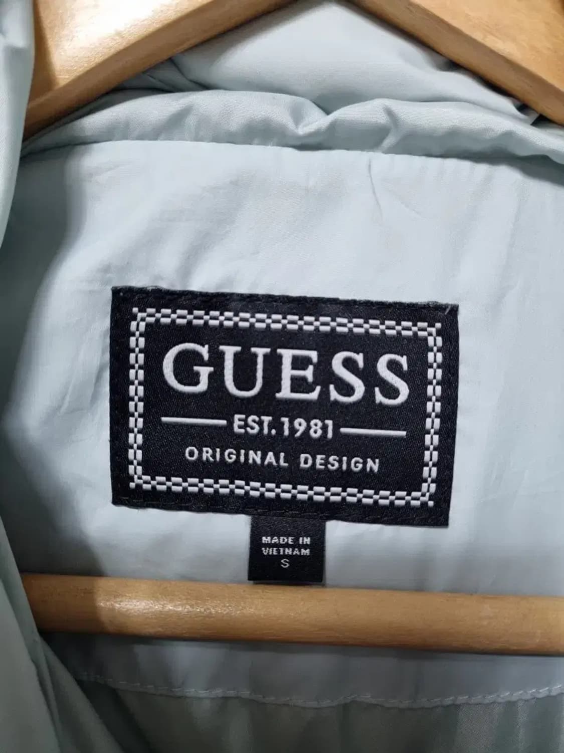 게스 트위드 배색 다운 패딩 점퍼 S 상품이미지4