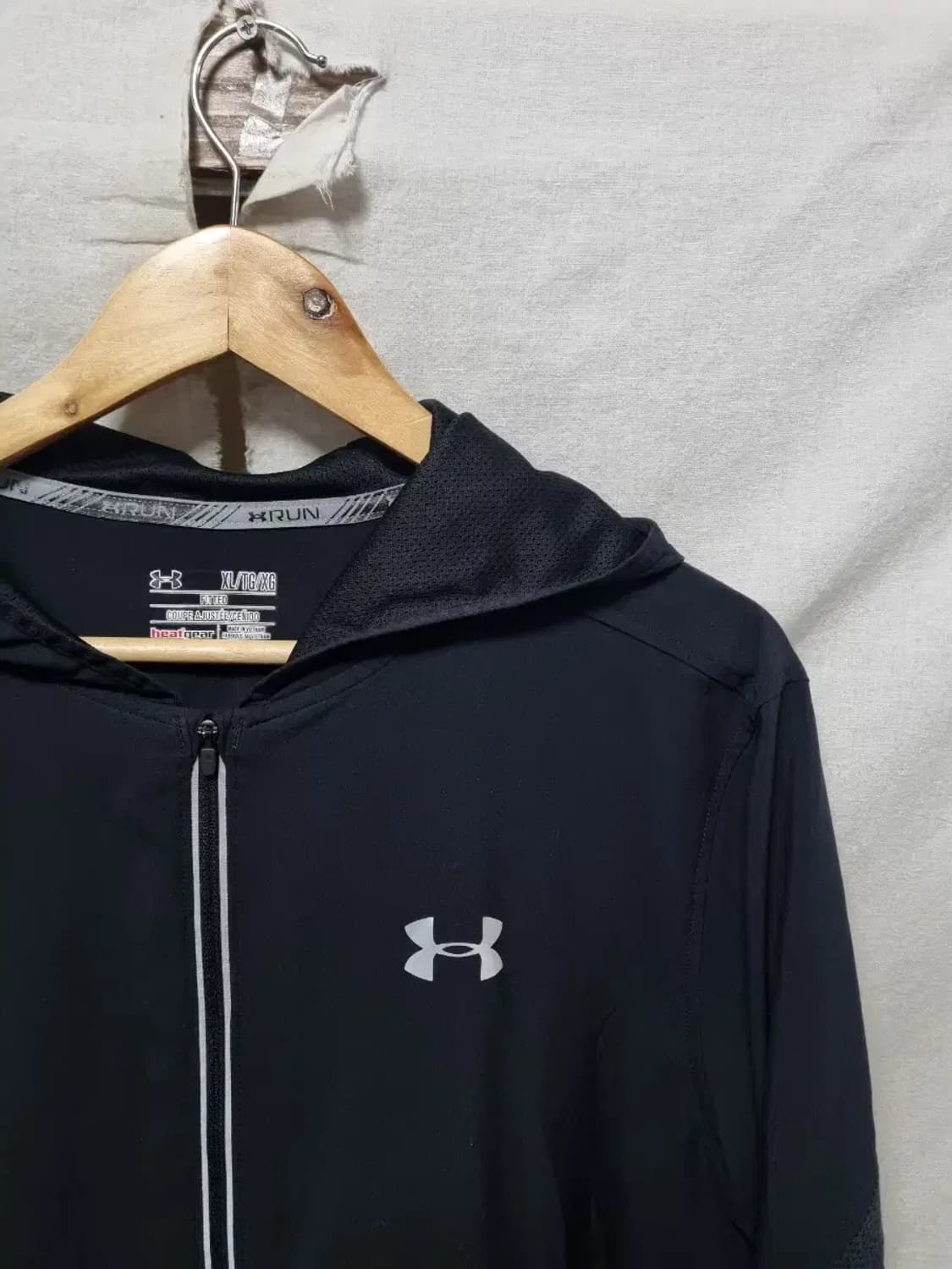 언더아머 블랙 런닝 후드집업 XL 상품이미지3