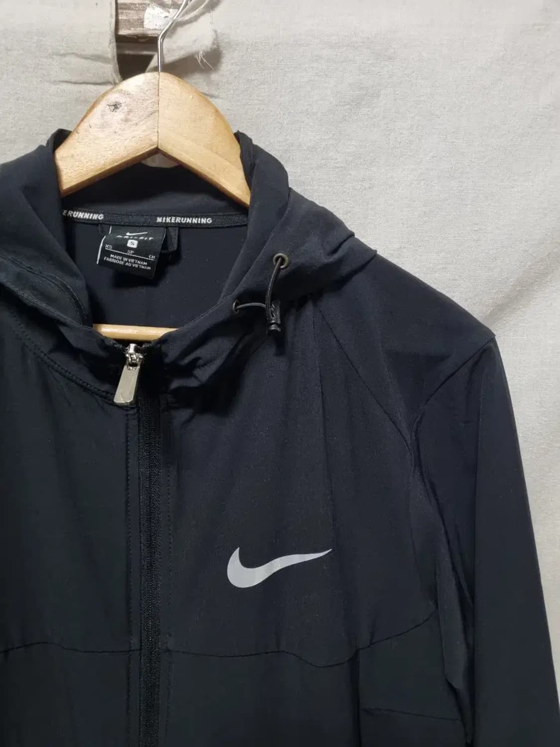 나이키 드라이핏 런닝 바람막이 S 상품이미지3