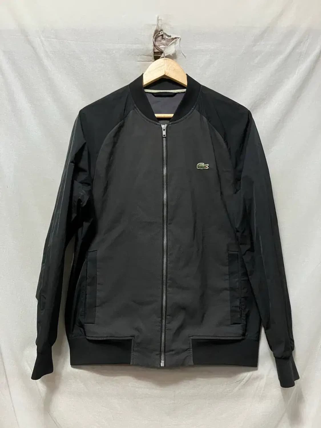라코스테 블랙 바람막이 봄버 자켓 100 상품이미지1