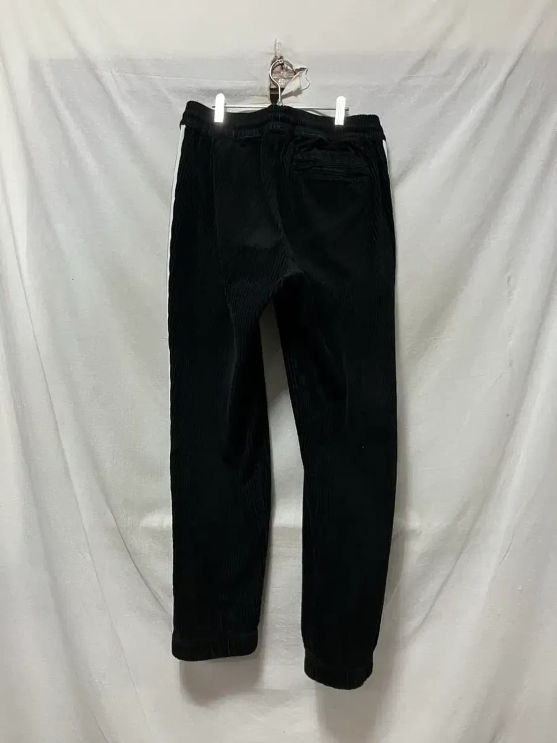 아디다스 삼선 코듀로이 트레이닝 조거 팬츠 상품이미지2