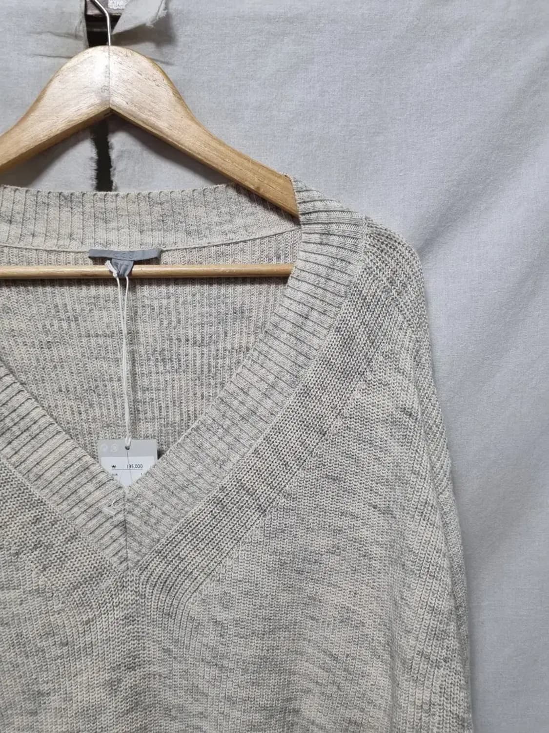 COS 코스 브이넥 니트 L 100~105 상품이미지3