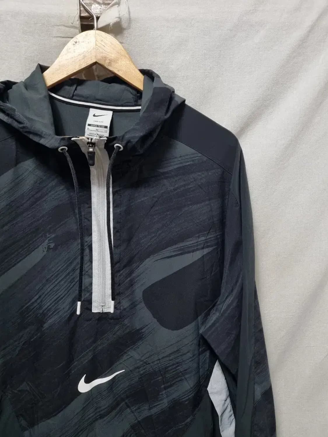나이키 루즈핏 바람막이 아노락 XL 상품이미지3