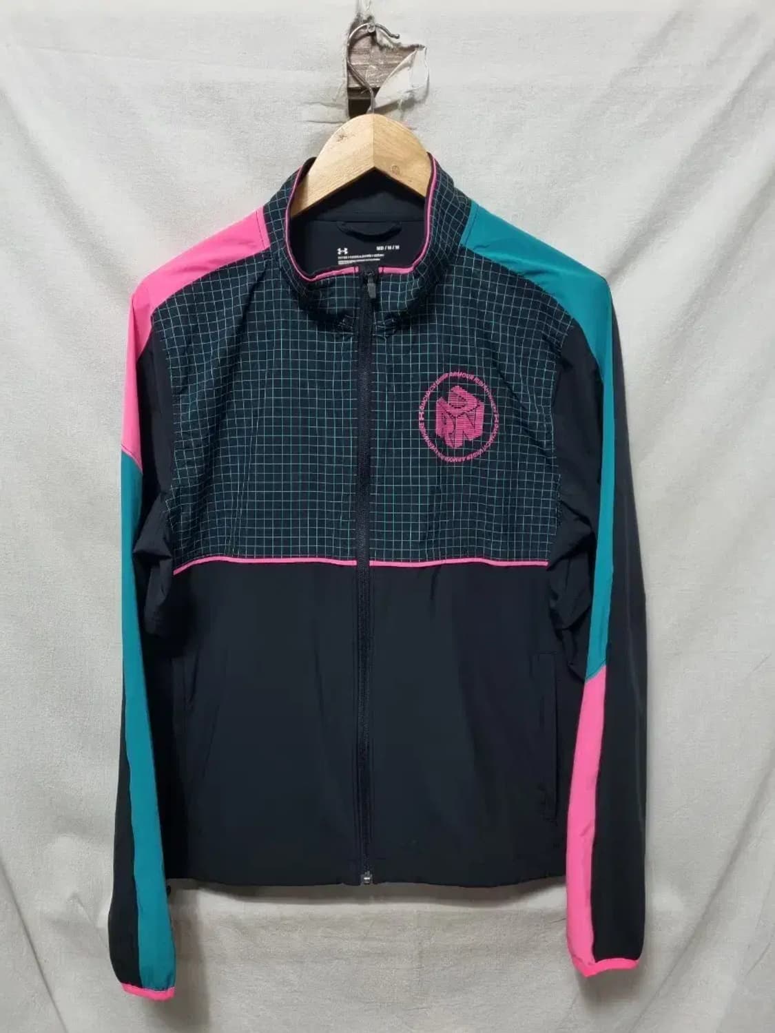 언더아머 런닝 바람막이 자켓 M 상품이미지1