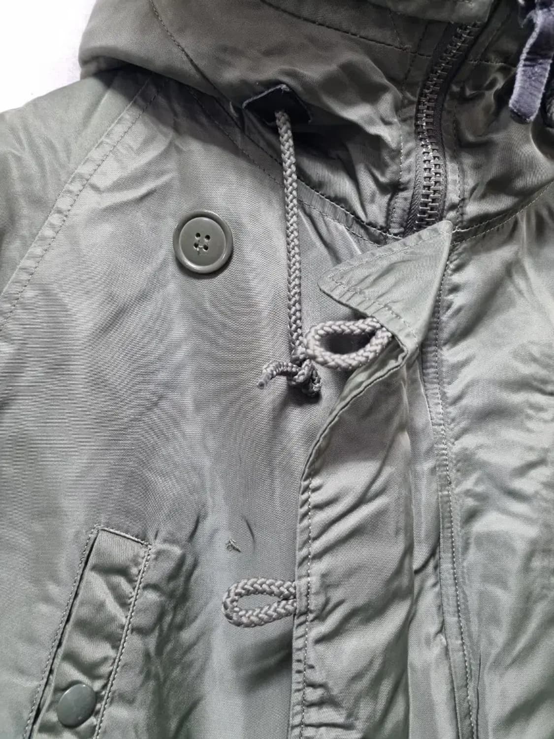 알파인더스트리 카키색 야상 점퍼 M 상품이미지4