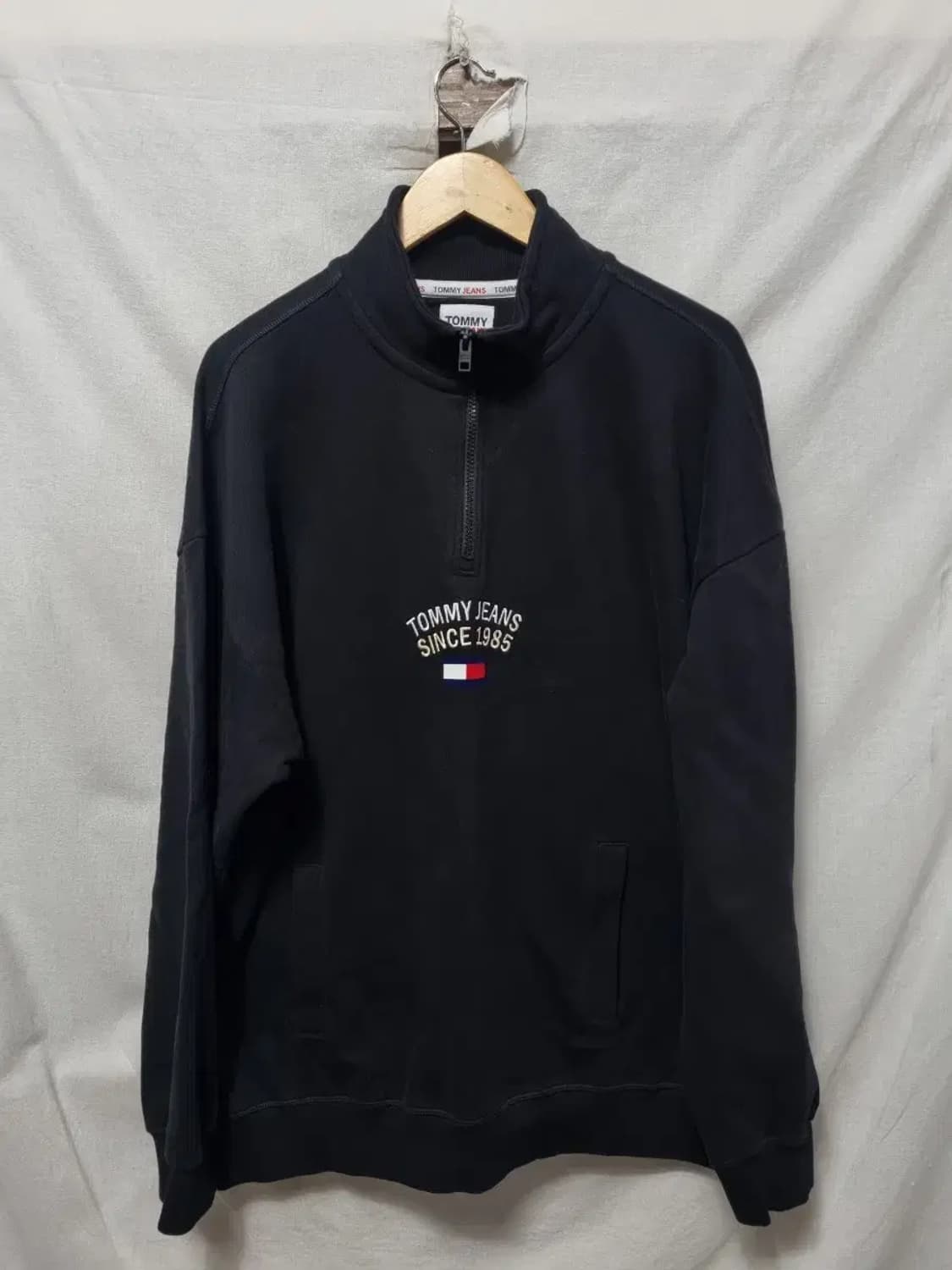 타미힐피거 반집업 맨투맨 105 상품이미지1