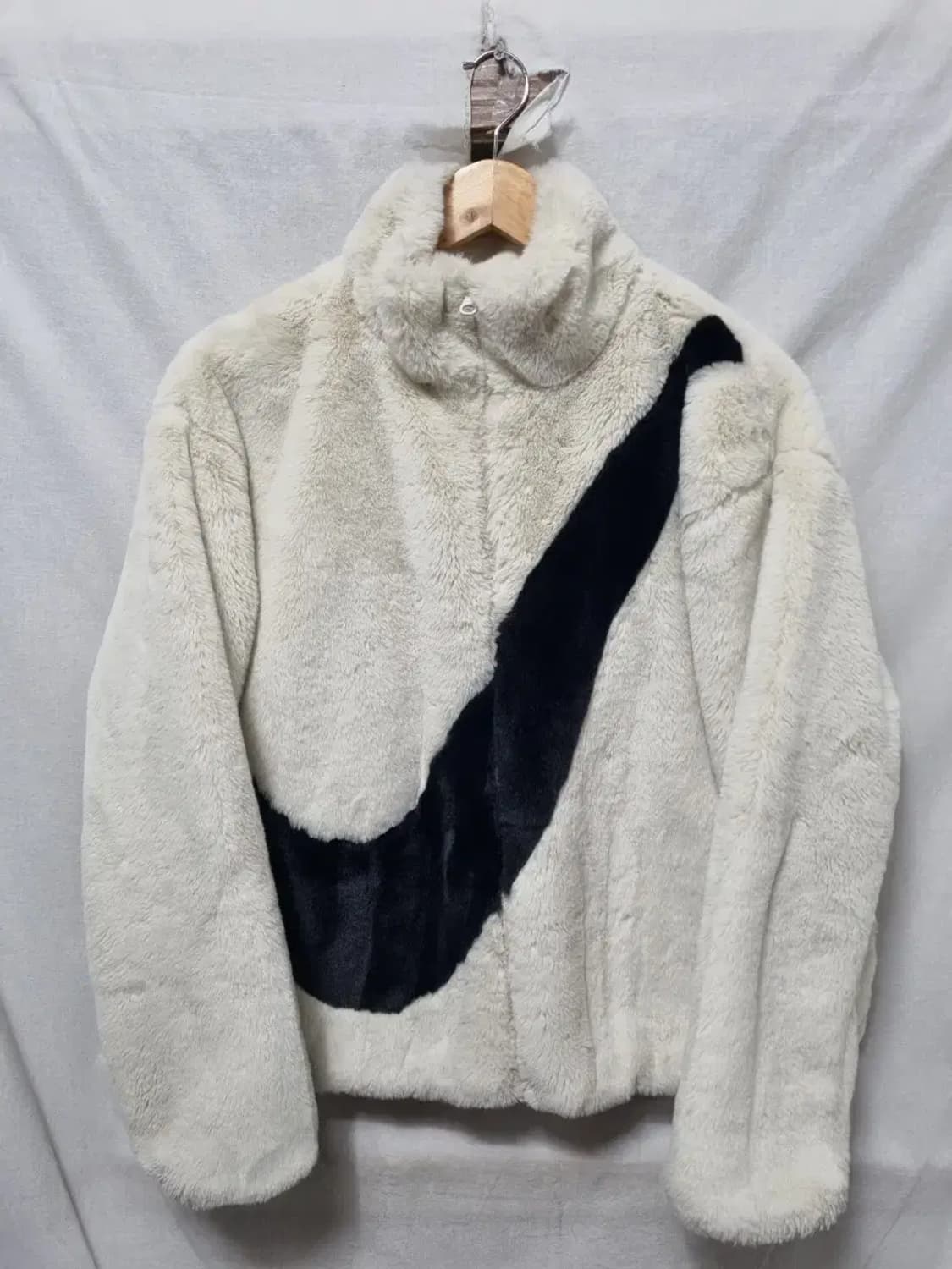 나이키 빅스우시 퍼 자켓 L 상품이미지1