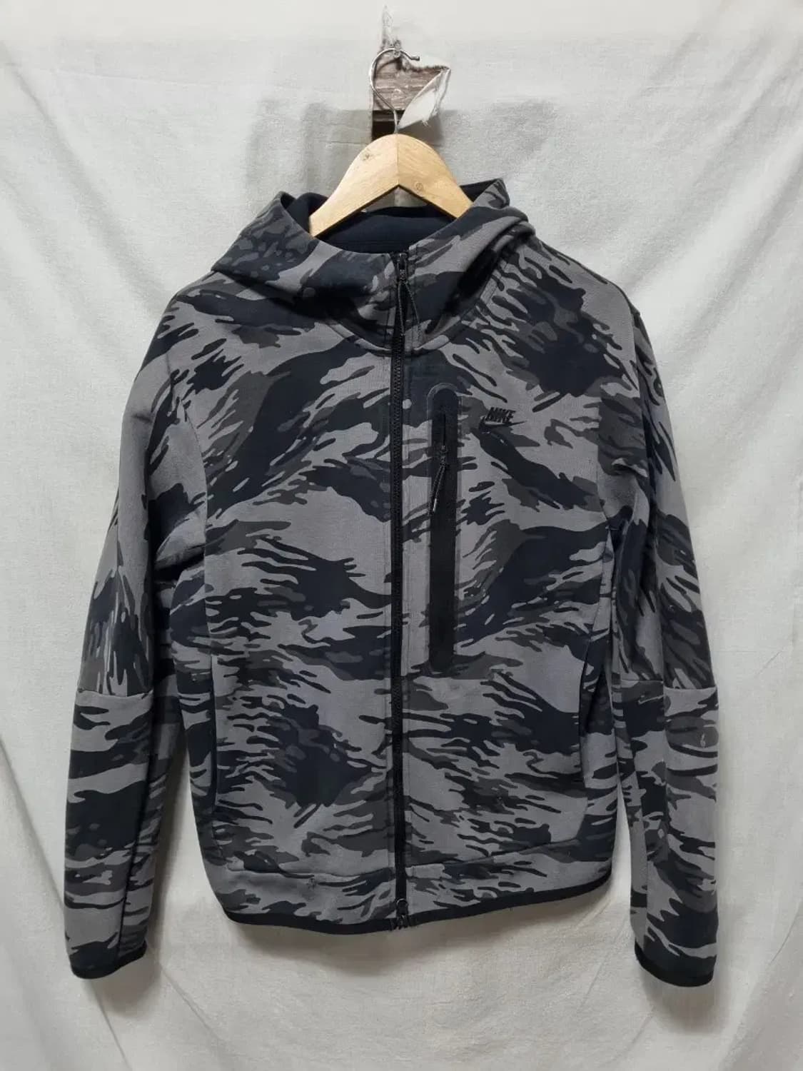 나이키 테크팩 카모 후드 집업 L 상품이미지1