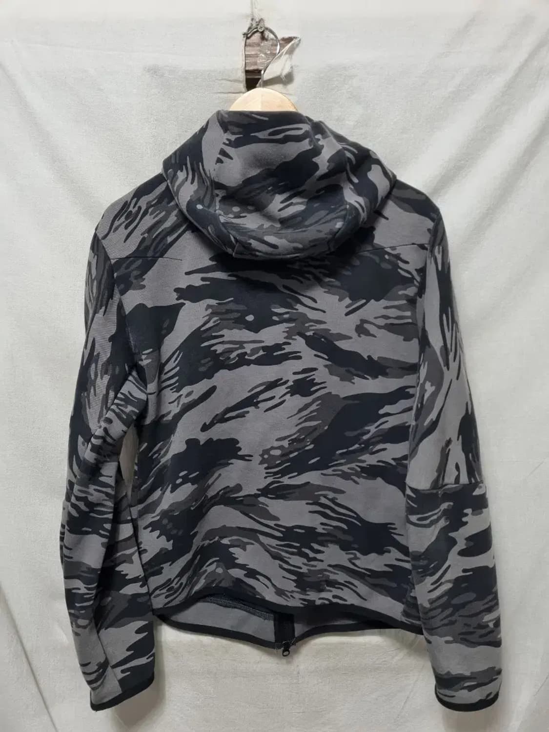 나이키 테크팩 카모 후드 집업 L 상품이미지2