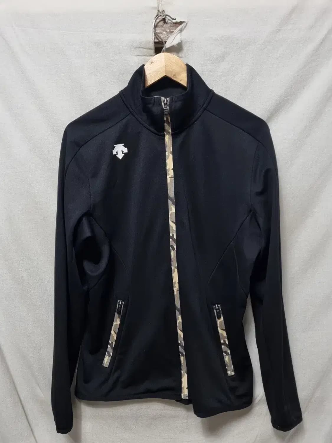 데상트 기능성 집업 자켓 L 상품이미지1