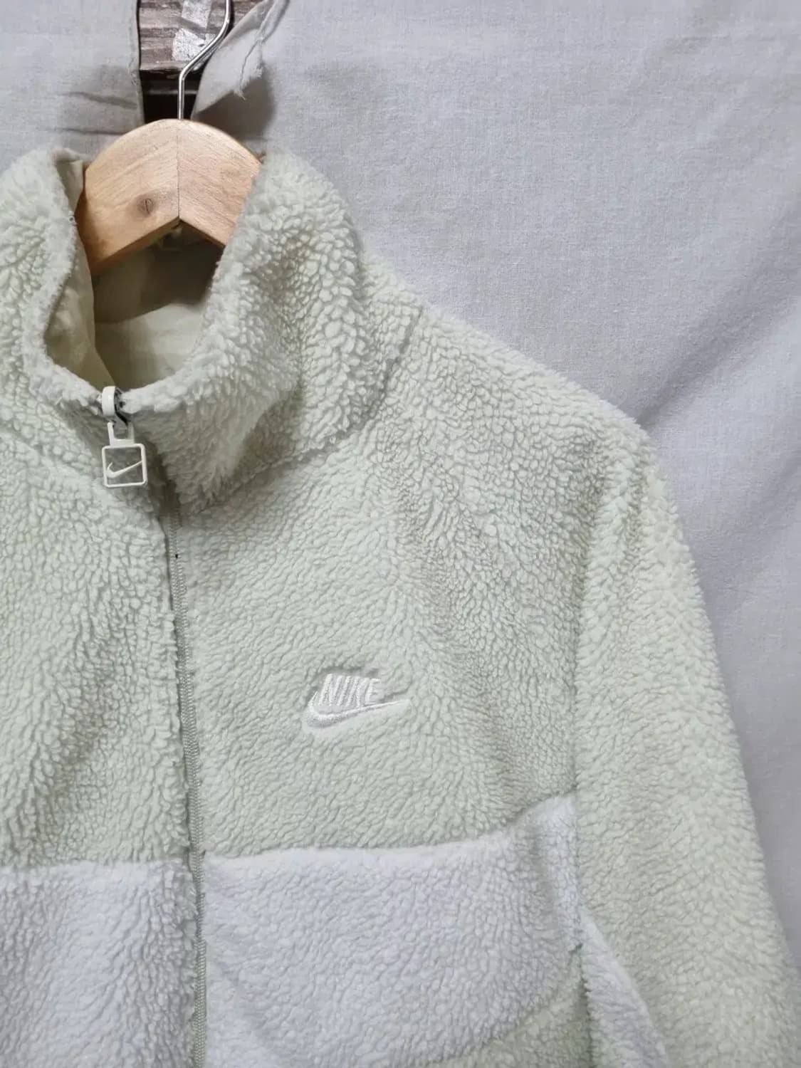 나이키 뽀글이 양면 점퍼 M 상품이미지3