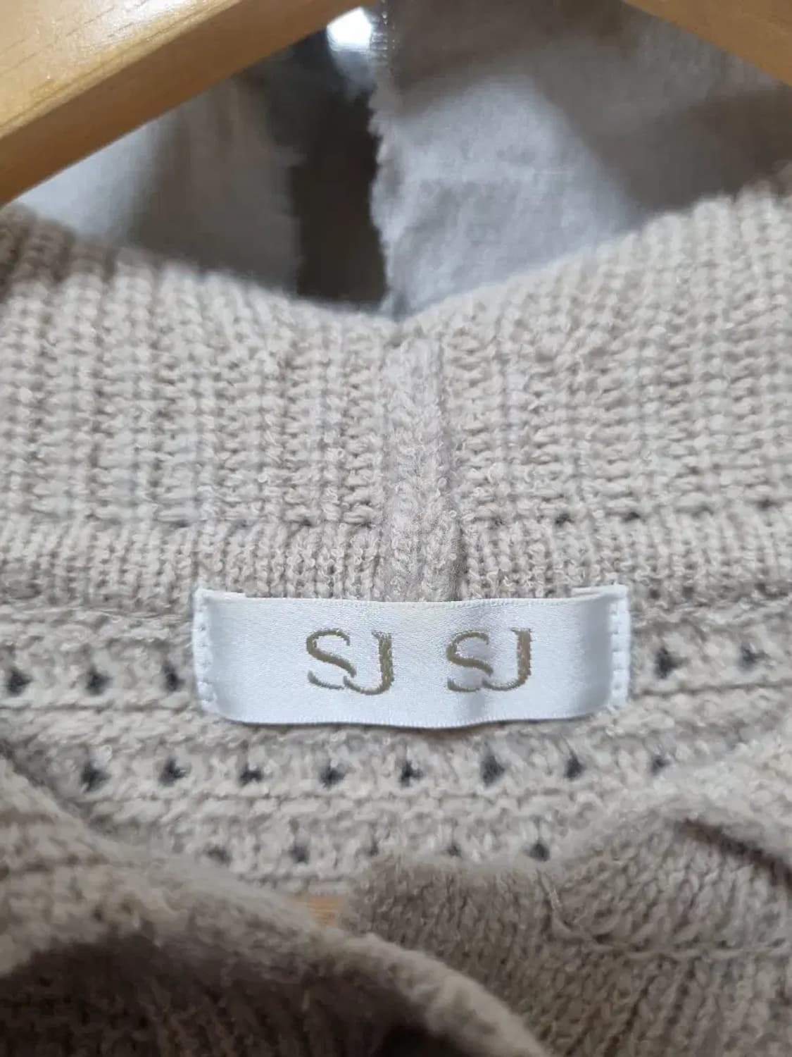 SJ SJ 카라 스트라이프 니트 가디건 F 상품이미지4