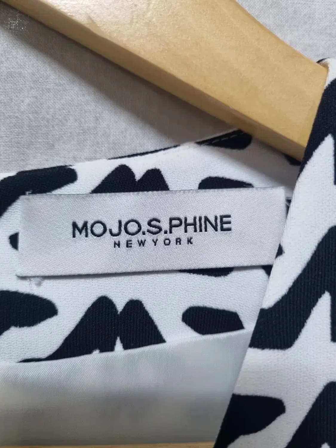 모조에스핀 하이힐패턴 랩 원피스 55 상품이미지4