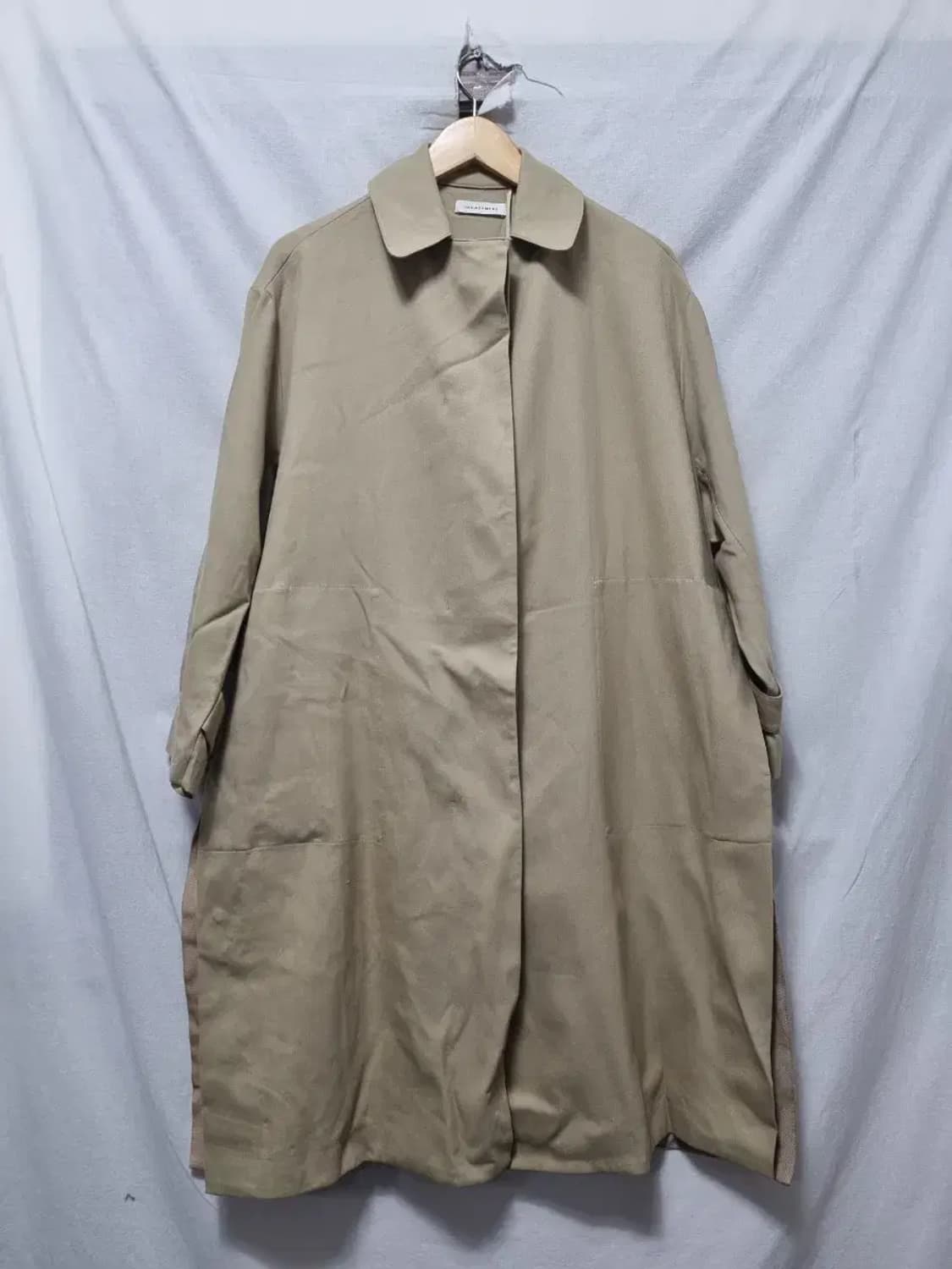 더캐시미어 베이지색 하프컷 코트 M 상품이미지1